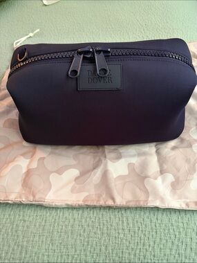 Dagne Dover XL Hunter toiletry case - Deep Navy